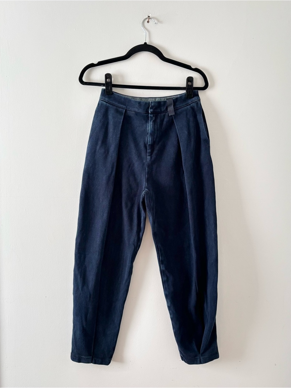 AG Adriano Goldschmied Barrel Leg Sweatpant Jean Heavy Knit Denim Pleated Blue